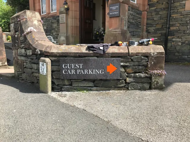 Reflective vinyl sign